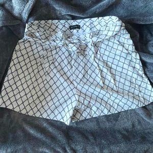 Banana Republic Dress Shorts (18)